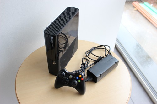 Microsoft xbox 360 slim - xbox, e