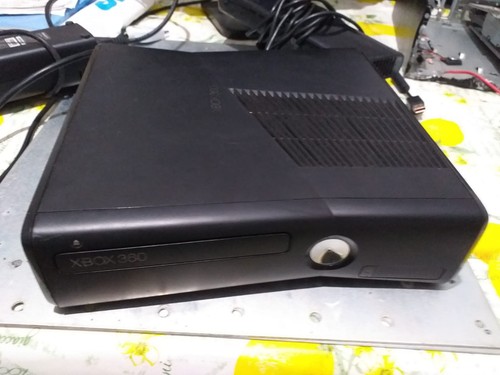 Xbox 360 slim 250 - xbox,